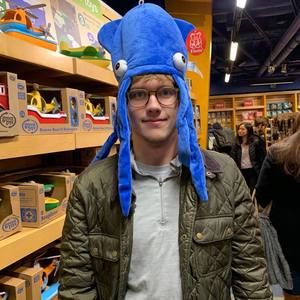 Meet your Posher, Colin